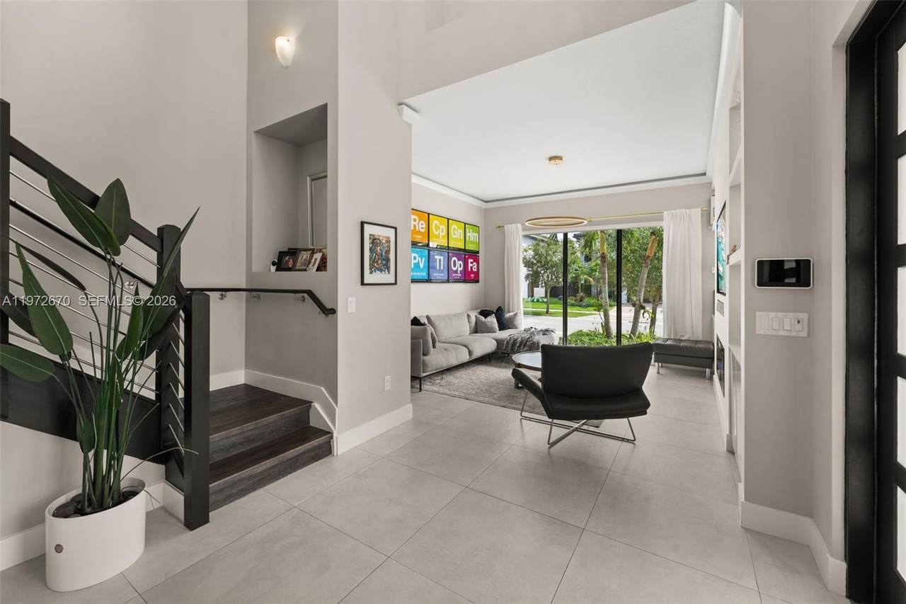 https://bt-photos.global.ssl.fastly.net/miami/1280_boomver_1_A11972670-2.jpg