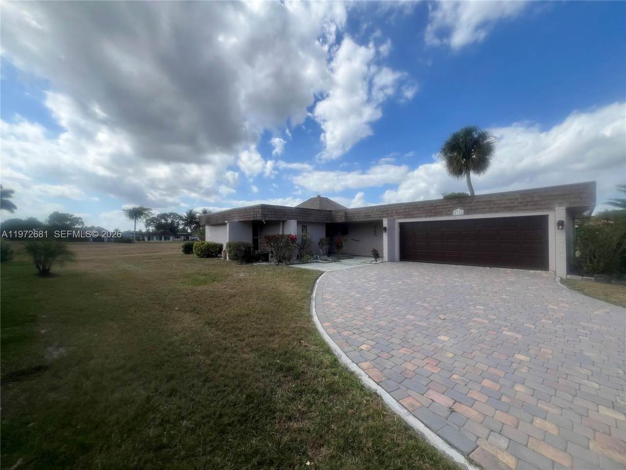 5724 Bayberry Ln - Photo 1