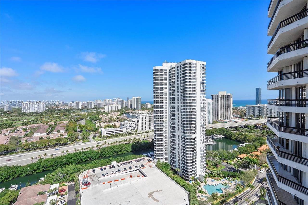 https://bt-photos.global.ssl.fastly.net/miami/1280_boomver_1_A11972728-2.jpg