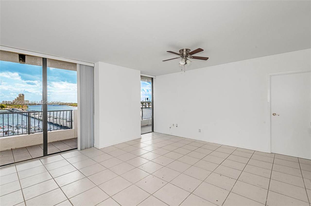 https://bt-photos.global.ssl.fastly.net/miami/1280_boomver_1_A11972903-2.jpg