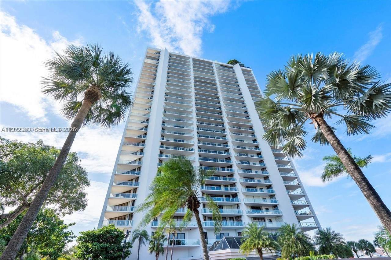 19500 Turnberry Way - Photo 1