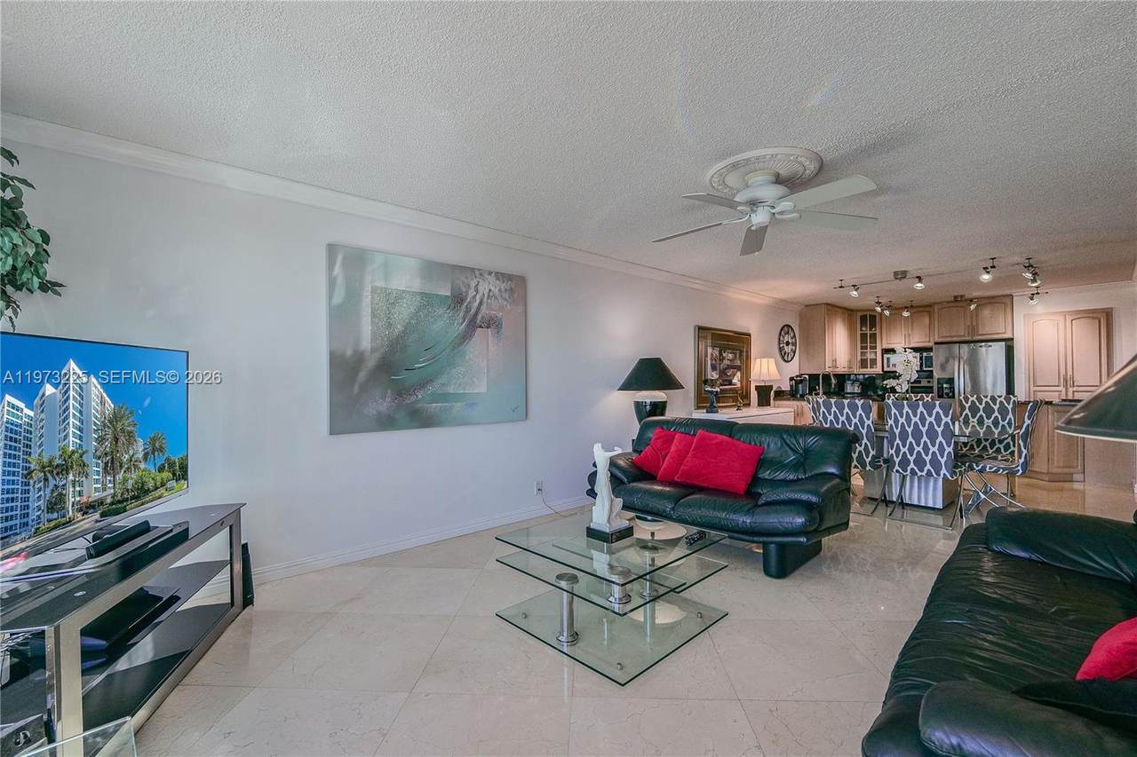 https://bt-photos.global.ssl.fastly.net/miami/1280_boomver_1_A11973225-2.jpg