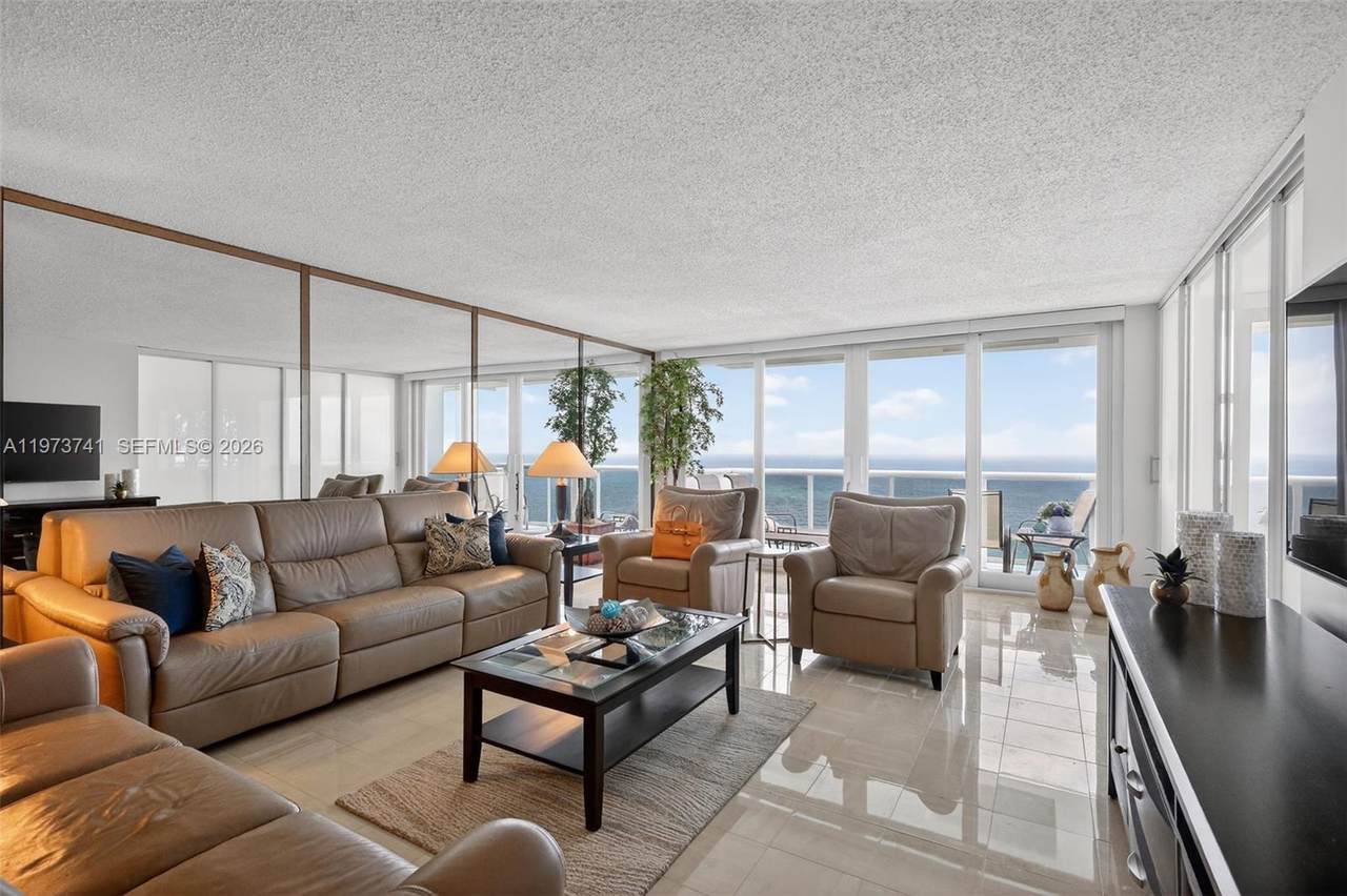 3140 Ocean Dr - Photo 1