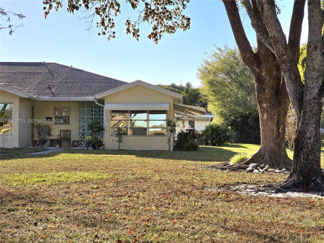 5162 Lakefront Blvd - Photo 1