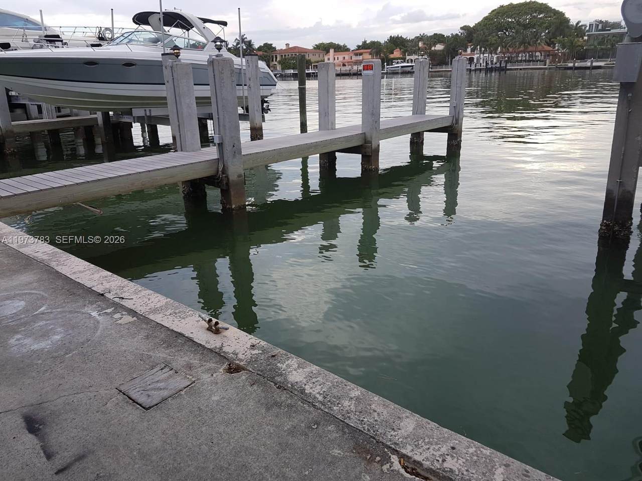 https://bt-photos.global.ssl.fastly.net/miami/1280_boomver_1_A11973783-2.jpg