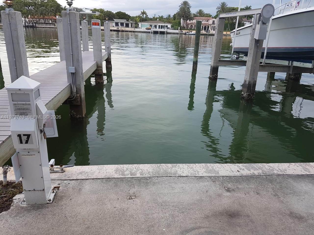 https://bt-photos.global.ssl.fastly.net/miami/1280_boomver_1_A11973783-2.jpg
