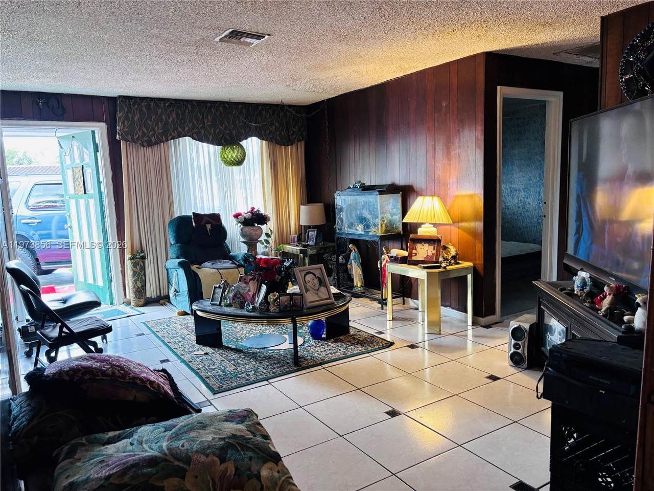 https://bt-photos.global.ssl.fastly.net/miami/1280_boomver_1_A11973856-2.jpg