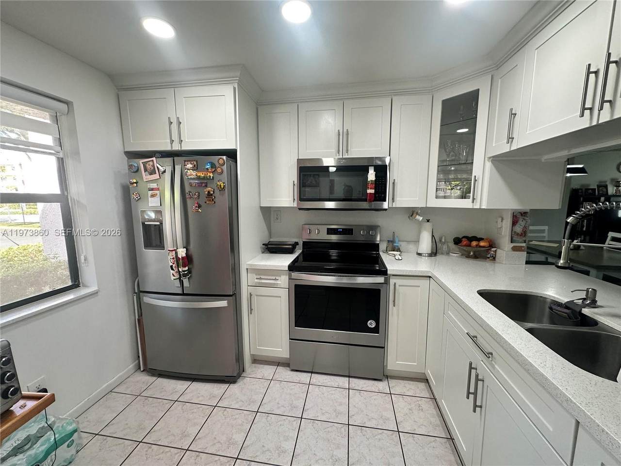 https://bt-photos.global.ssl.fastly.net/miami/1280_boomver_1_A11973860-2.jpg