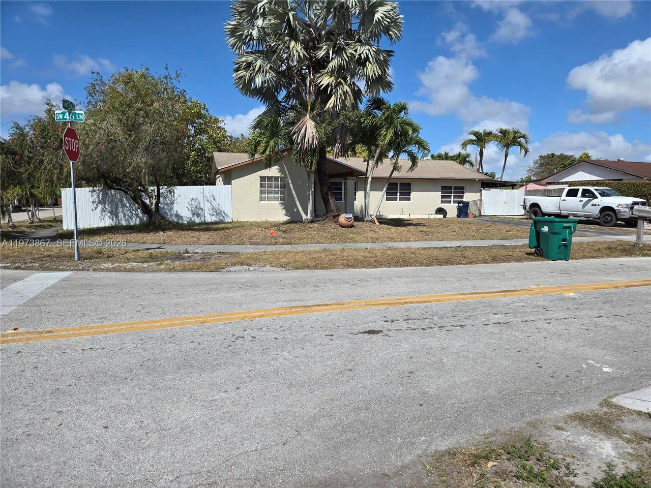 https://bt-photos.global.ssl.fastly.net/miami/1280_boomver_1_A11973867-2.jpg