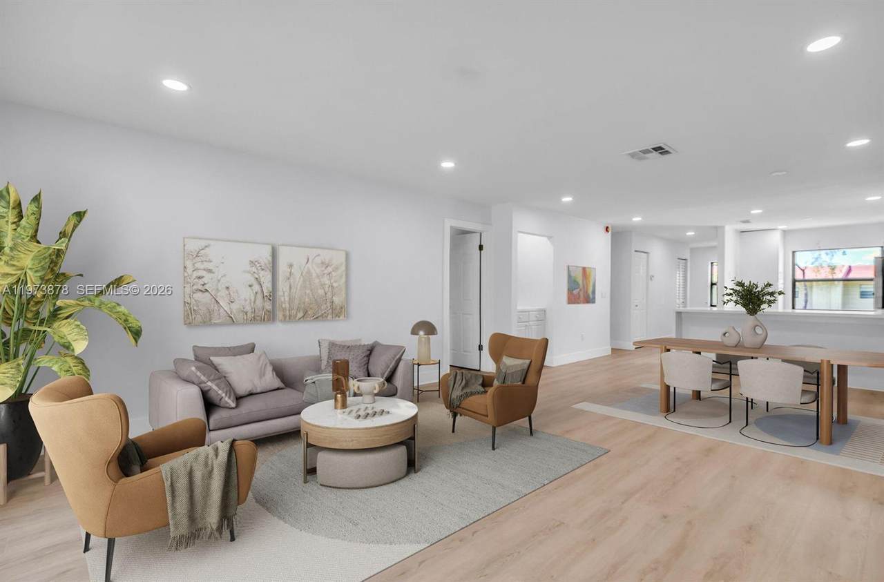 8535 Casa Del Lago - Photo 1