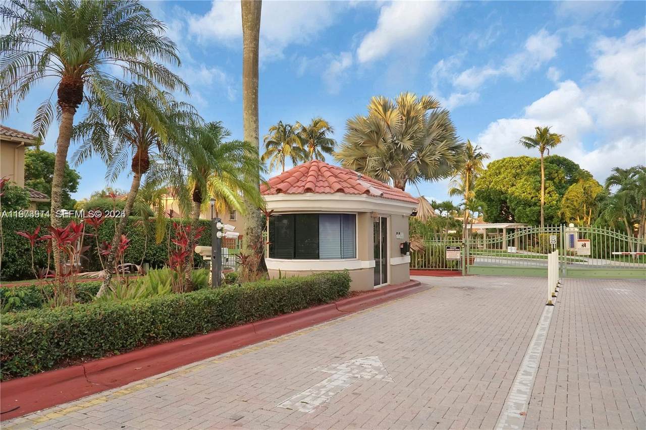 https://bt-photos.global.ssl.fastly.net/miami/1280_boomver_1_A11973914-2.jpg