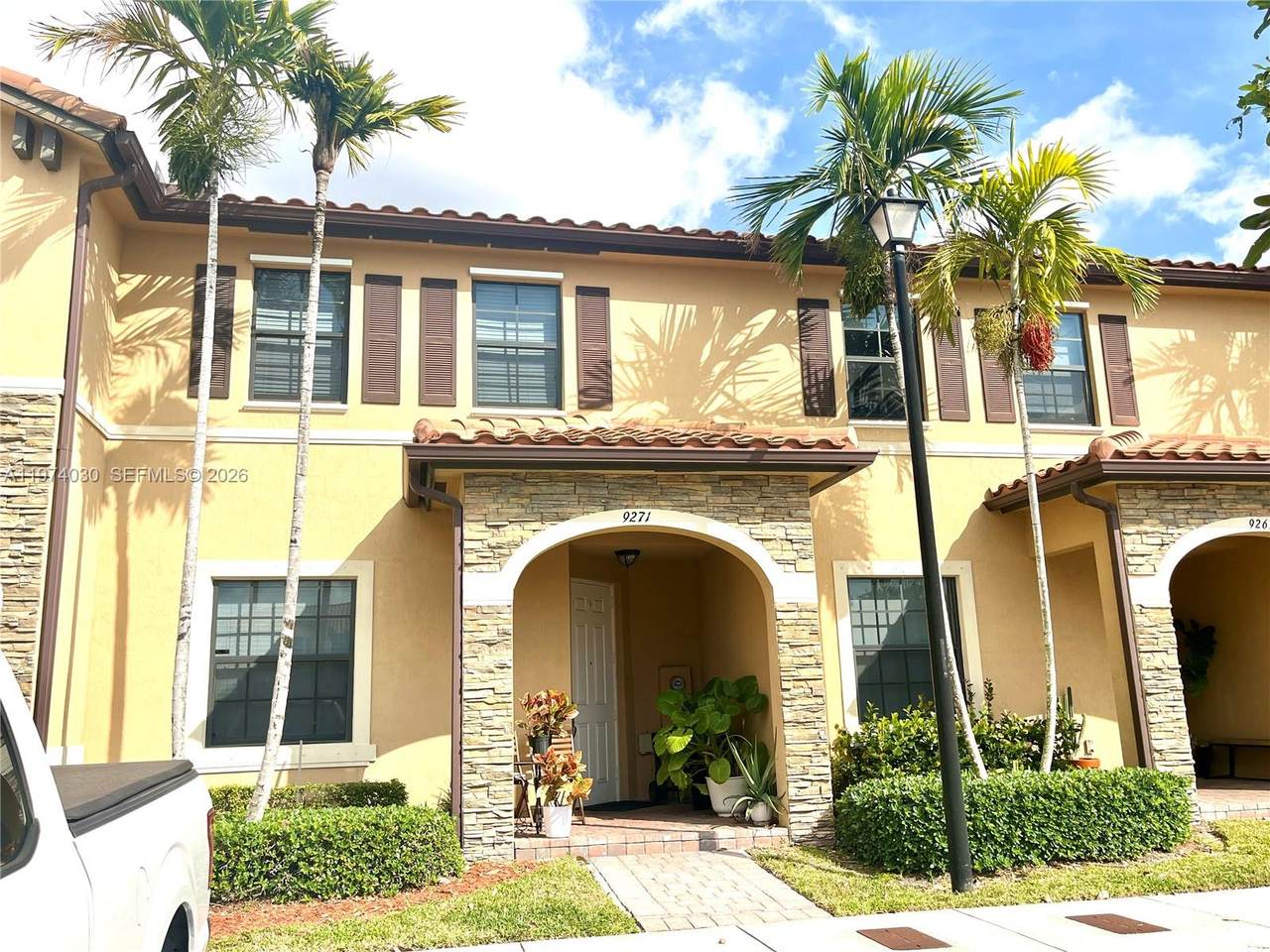 https://bt-photos.global.ssl.fastly.net/miami/1280_boomver_1_A11974030-2.jpg