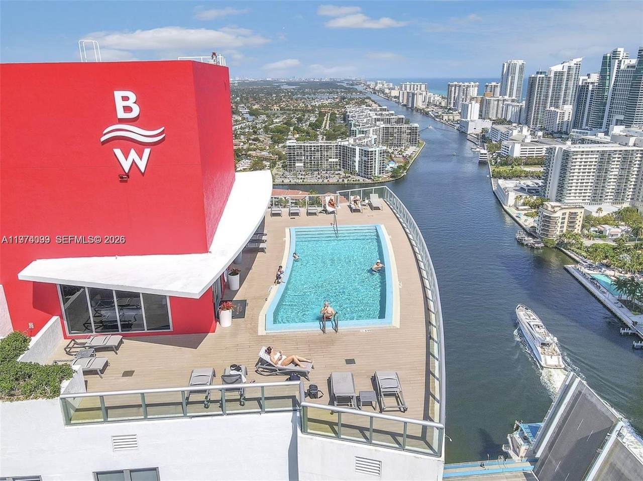 https://bt-photos.global.ssl.fastly.net/miami/1280_boomver_1_A11974099-2.jpg