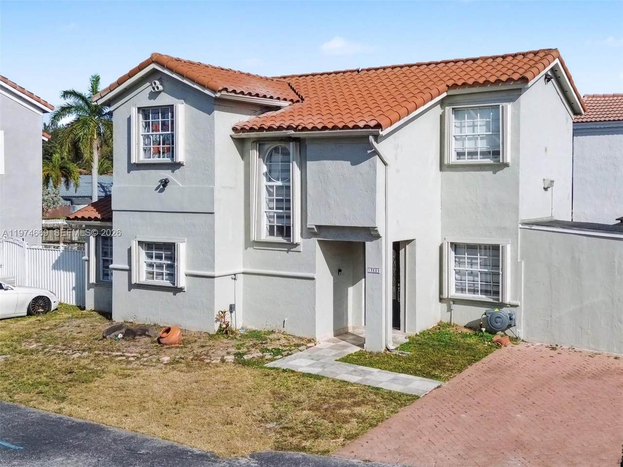 12689 10th Way - Photo 1