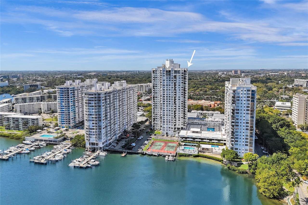 https://bt-photos.global.ssl.fastly.net/miami/1280_boomver_1_A11974678-2.jpg