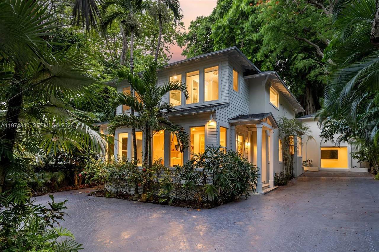4286 Douglas Rd - Photo 1