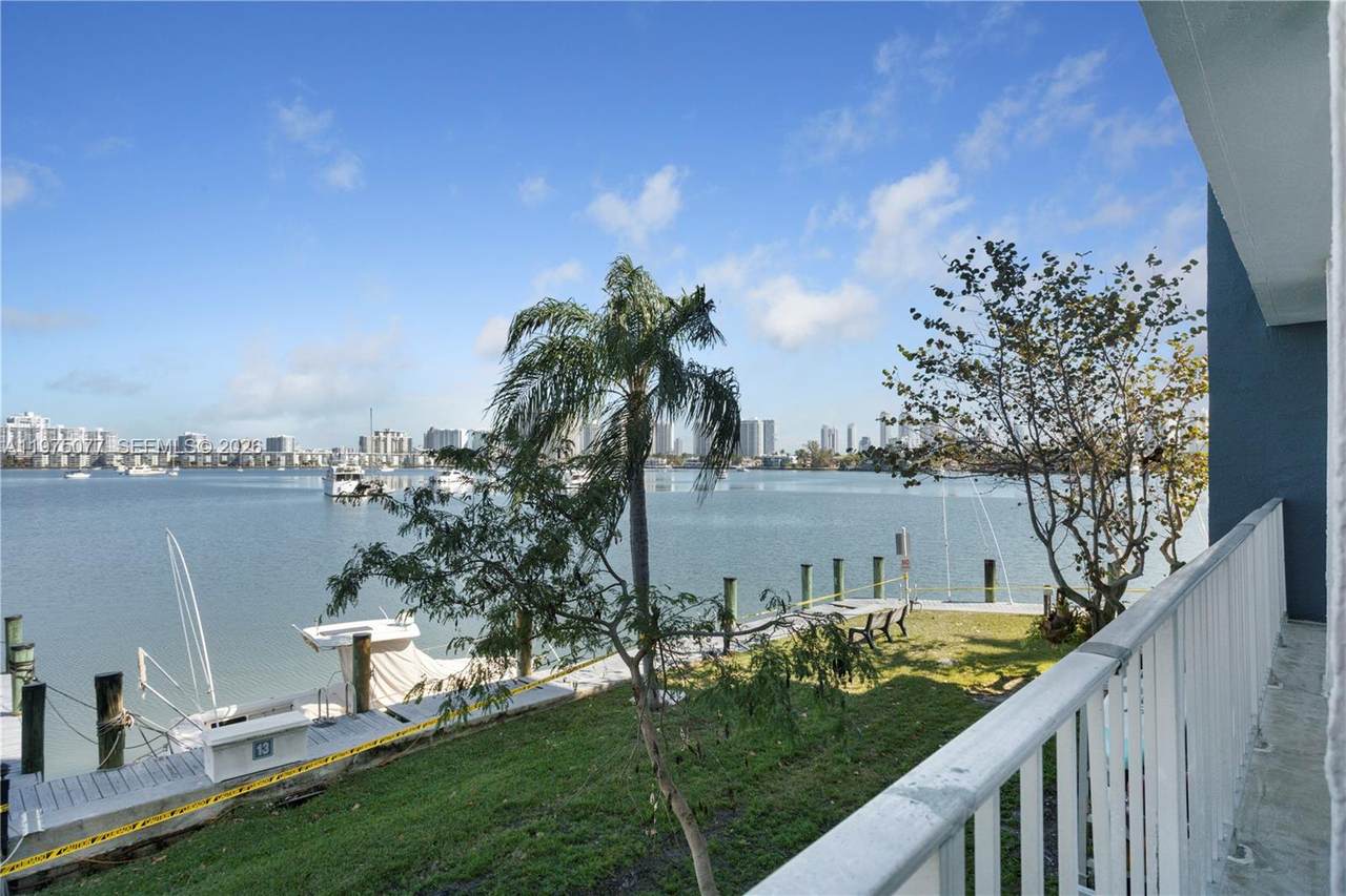 https://bt-photos.global.ssl.fastly.net/miami/1280_boomver_1_A11975077-2.jpg
