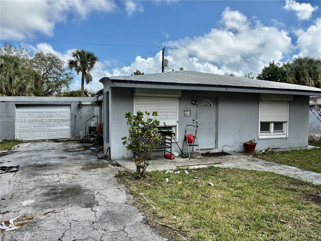 2612 14th Ave - Photo 1