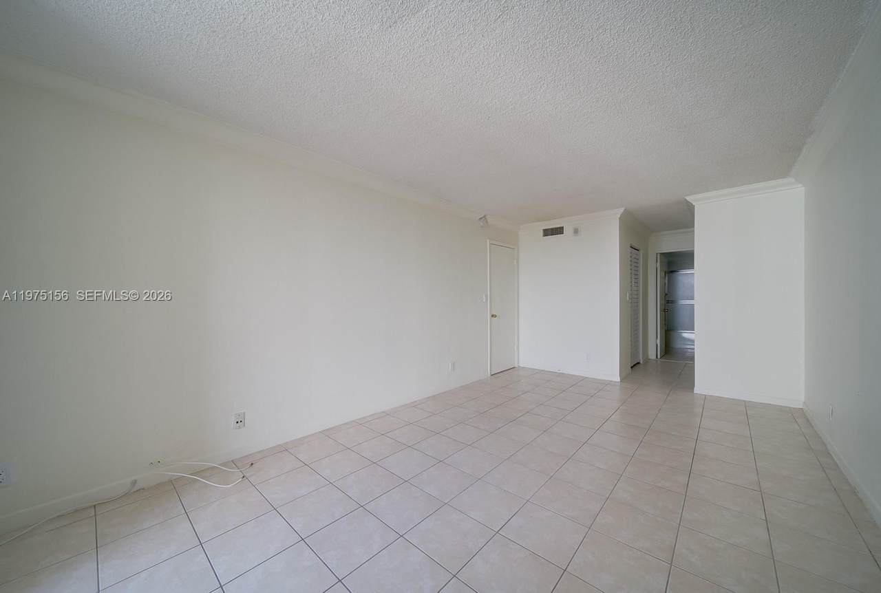 https://bt-photos.global.ssl.fastly.net/miami/1280_boomver_1_A11975156-2.jpg