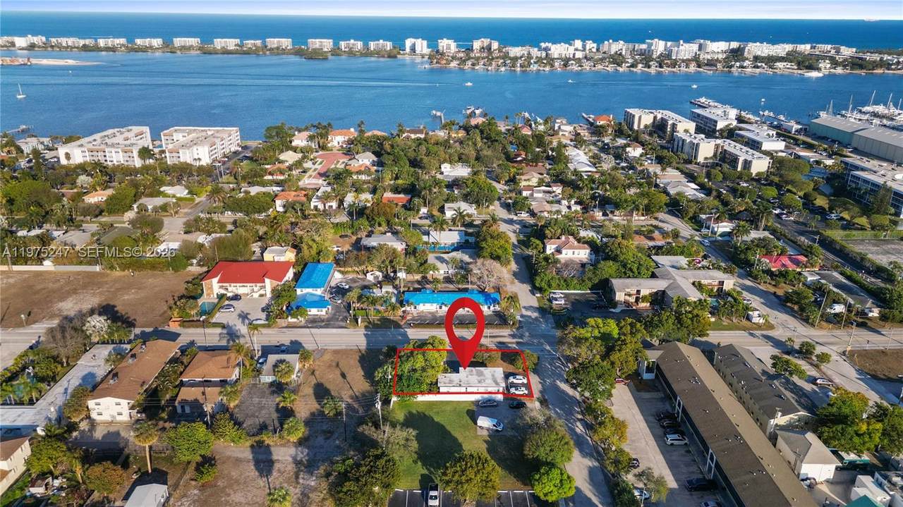 1625 Federal Hwy - Photo 1