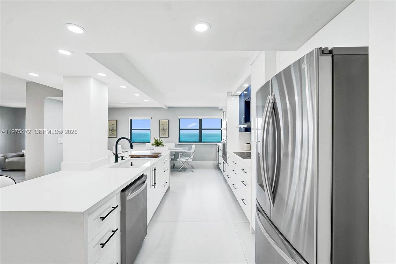 https://bt-photos.global.ssl.fastly.net/miami/1280_boomver_1_A11975472-2.jpg