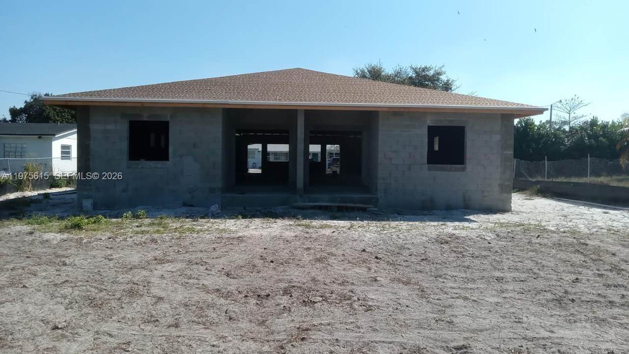 15730 38th Pl - Photo 1