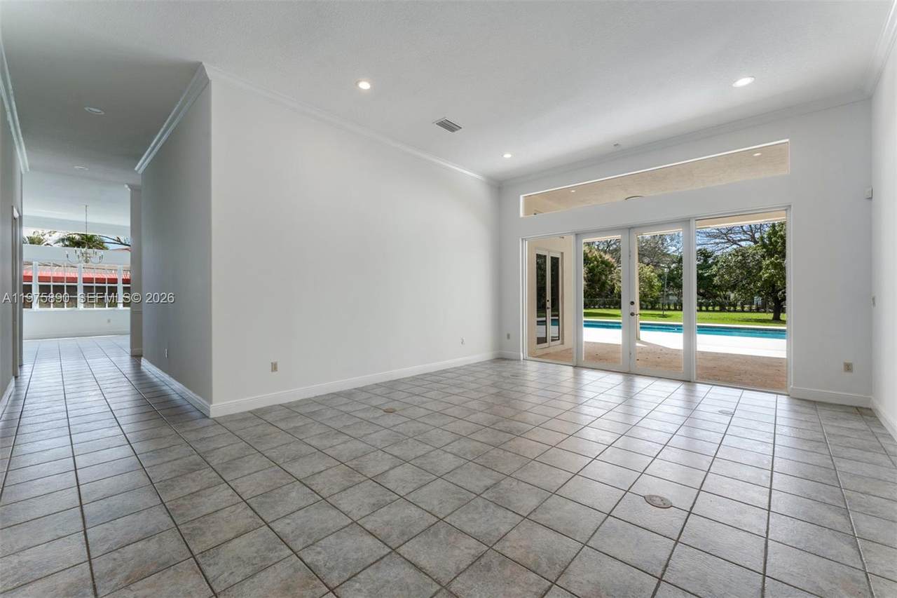 https://bt-photos.global.ssl.fastly.net/miami/1280_boomver_1_A11975890-2.jpg