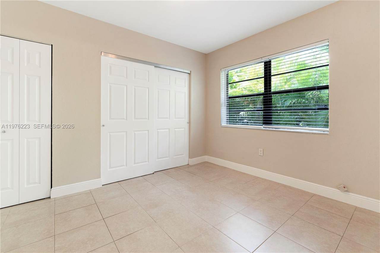 https://bt-photos.global.ssl.fastly.net/miami/1280_boomver_1_A11976223-2.jpg