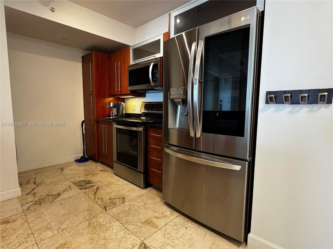 https://bt-photos.global.ssl.fastly.net/miami/1280_boomver_1_A11976457-2.jpg