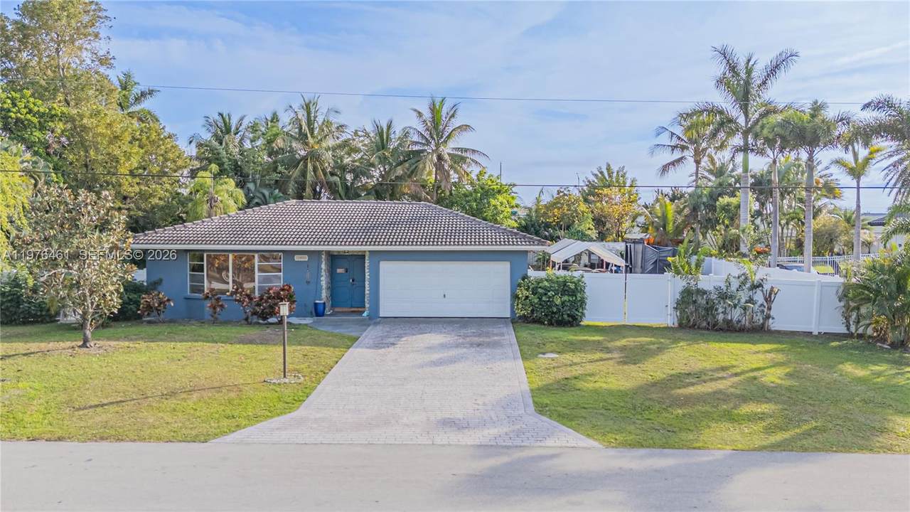 11400 Tara Dr - Photo 1