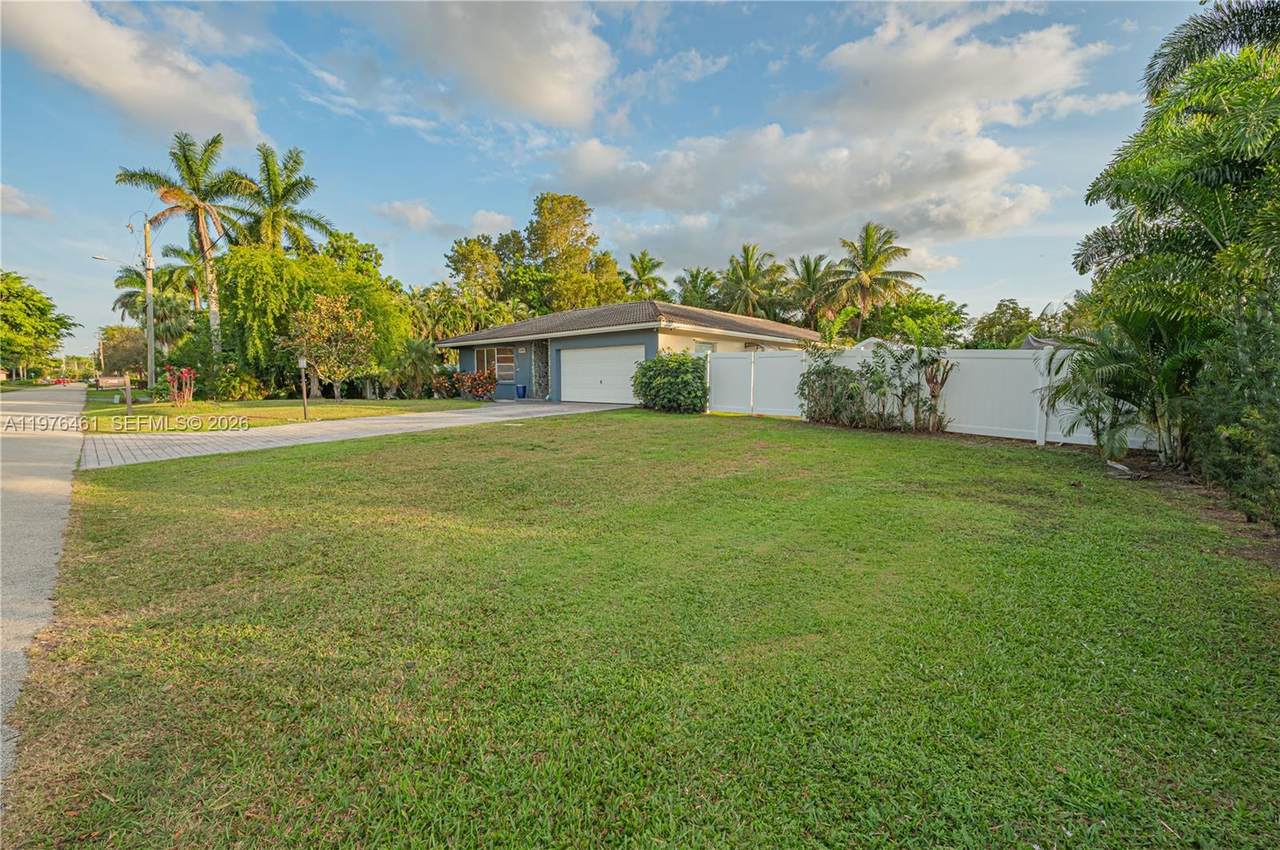 https://bt-photos.global.ssl.fastly.net/miami/1280_boomver_2_A11976461-2.jpg