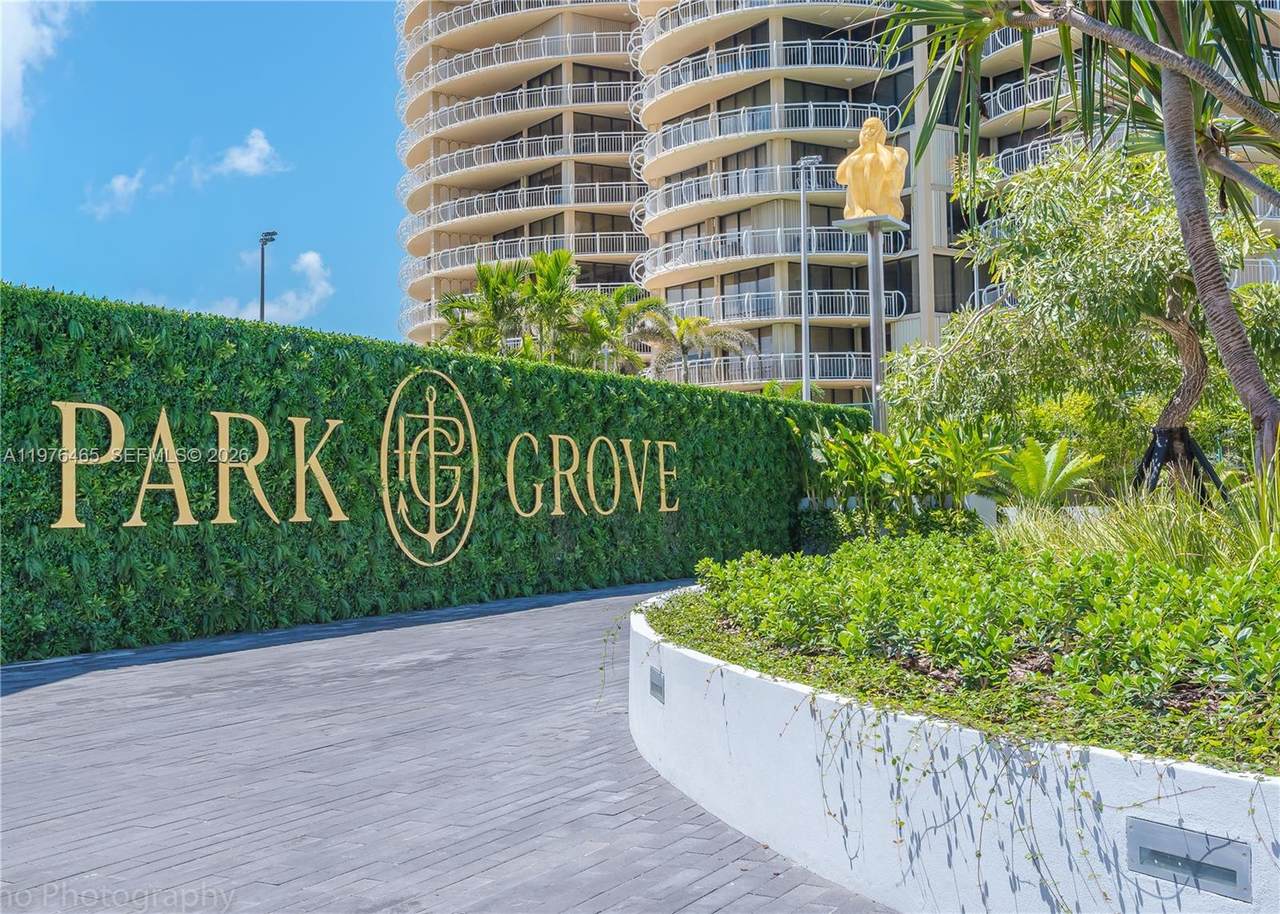 2831 Bayshore Dr - Photo 1