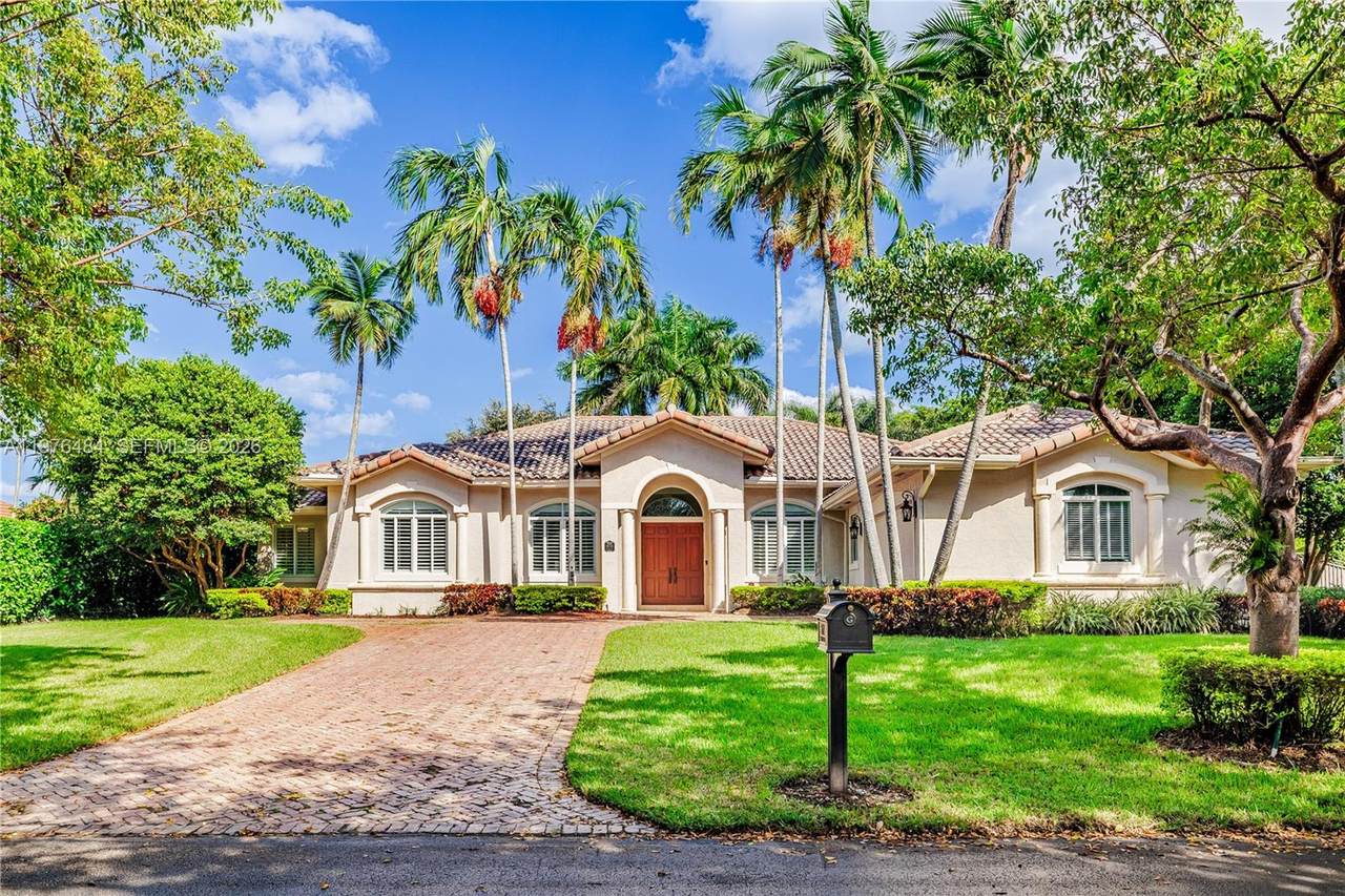 https://bt-photos.global.ssl.fastly.net/miami/1280_boomver_1_A11976484-2.jpg