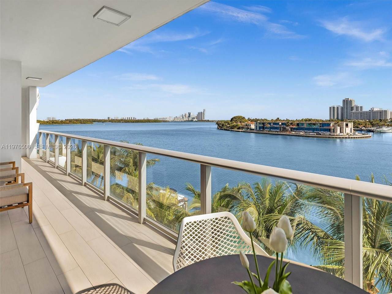 https://bt-photos.global.ssl.fastly.net/miami/1280_boomver_1_A11976506-2.jpg