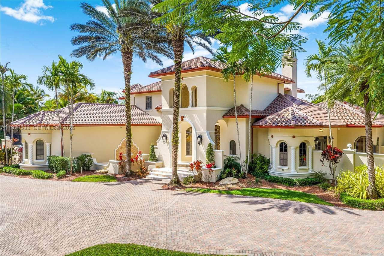 https://bt-photos.global.ssl.fastly.net/miami/1280_boomver_2_A11976533-2.jpg