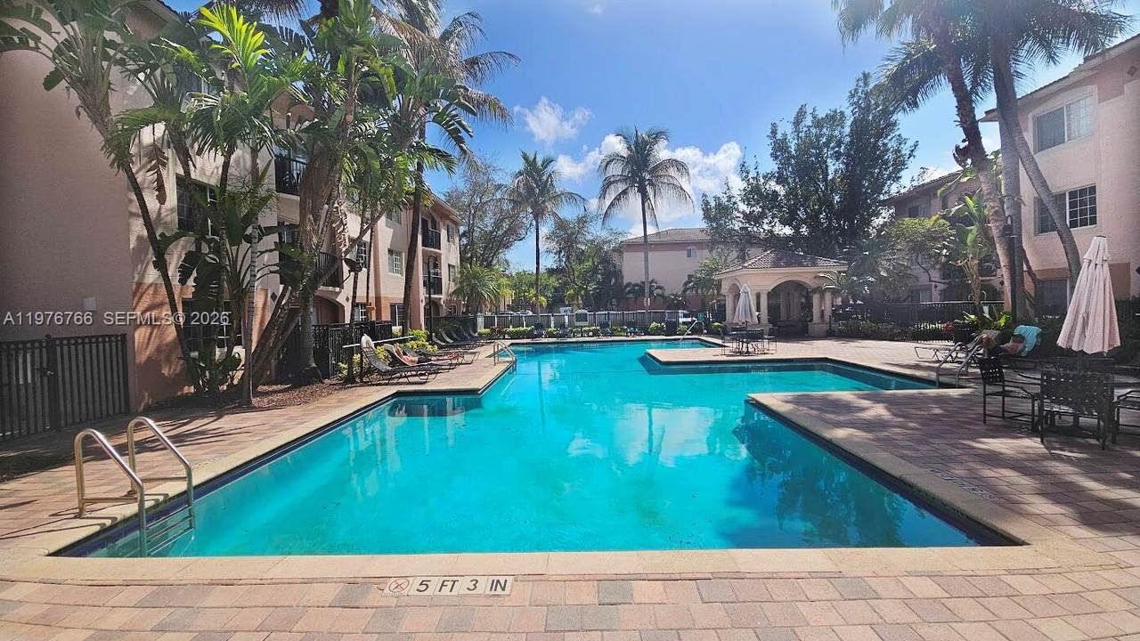 https://bt-photos.global.ssl.fastly.net/miami/1280_boomver_1_A11976766-2.jpg