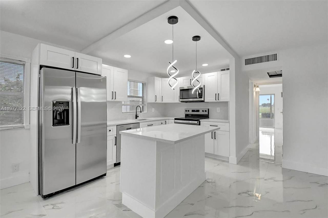 https://bt-photos.global.ssl.fastly.net/miami/1280_boomver_1_A11977322-2.jpg
