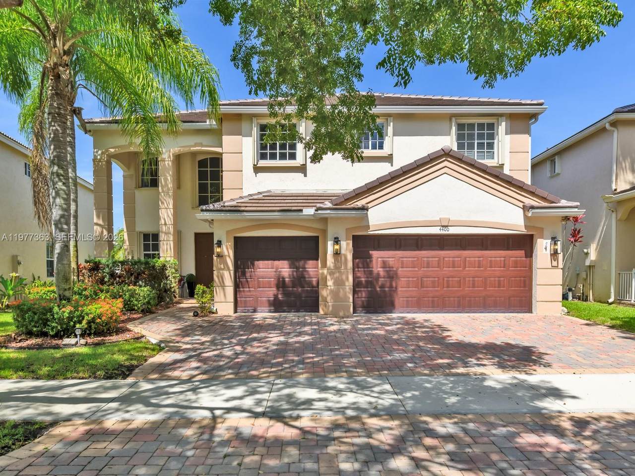 https://bt-photos.global.ssl.fastly.net/miami/1280_boomver_1_A11977363-2.jpg