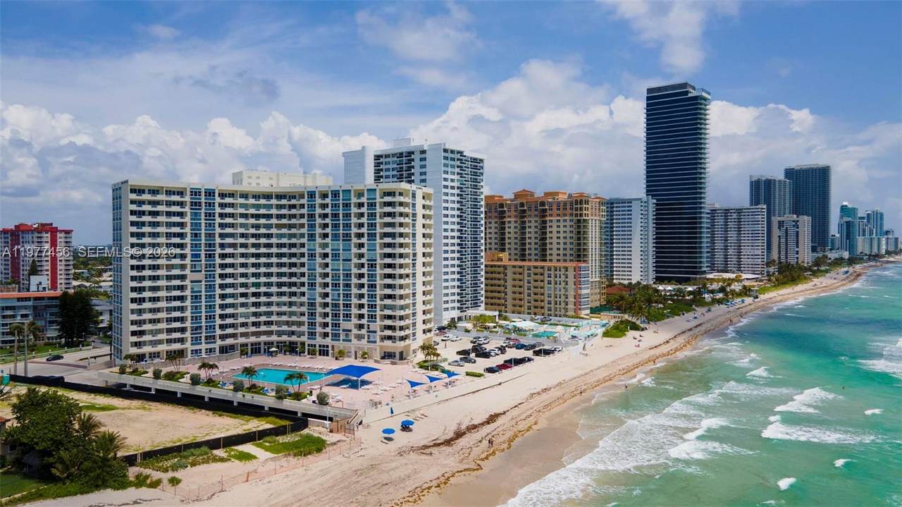 3180 Ocean Dr - Photo 1