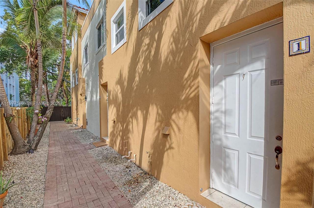 https://bt-photos.global.ssl.fastly.net/miami/1280_boomver_1_A11977562-2.jpg