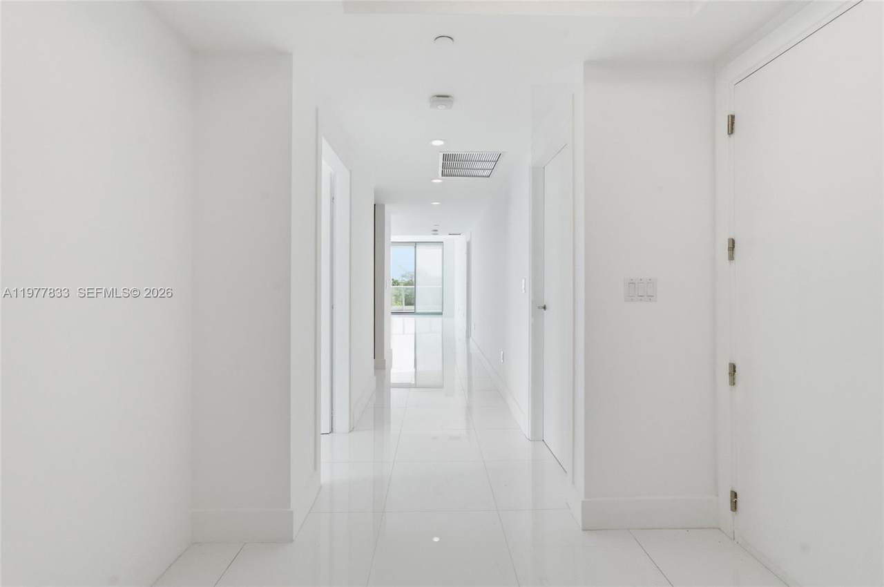 https://bt-photos.global.ssl.fastly.net/miami/1280_boomver_1_A11977833-2.jpg