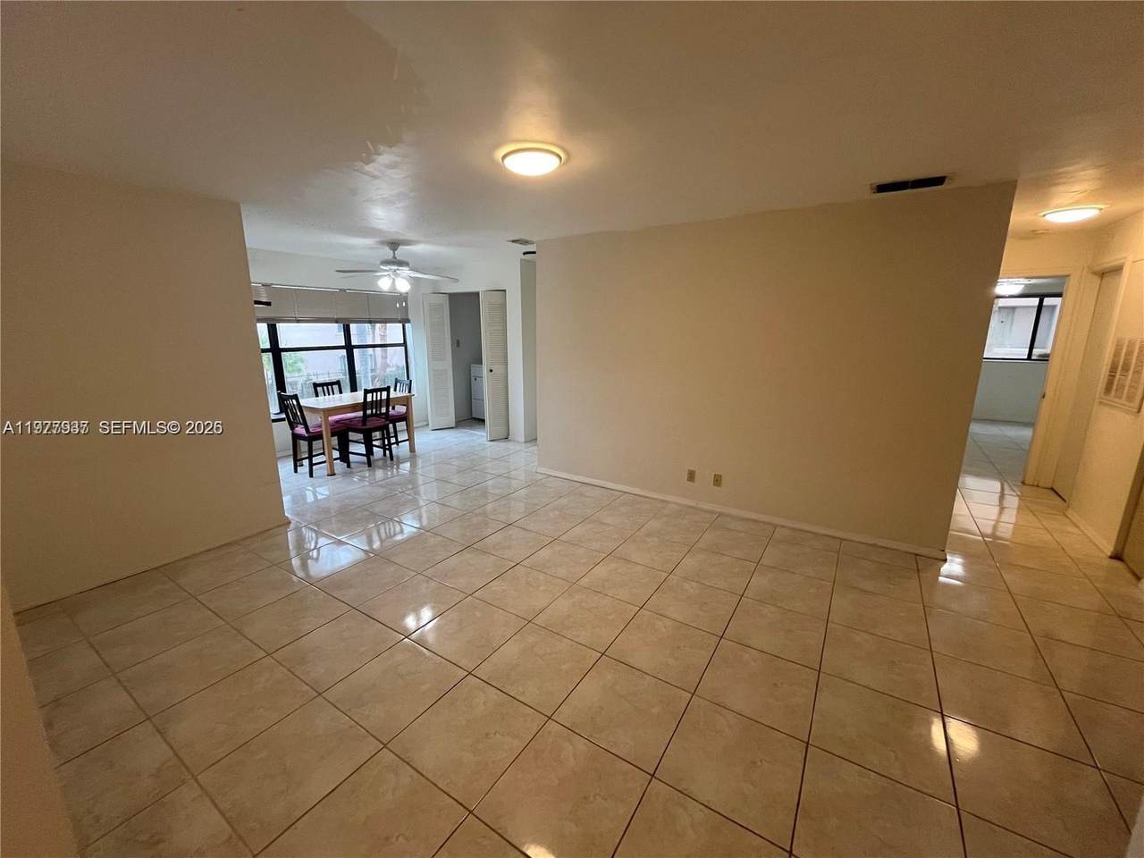 2926 University Dr - Photo 1