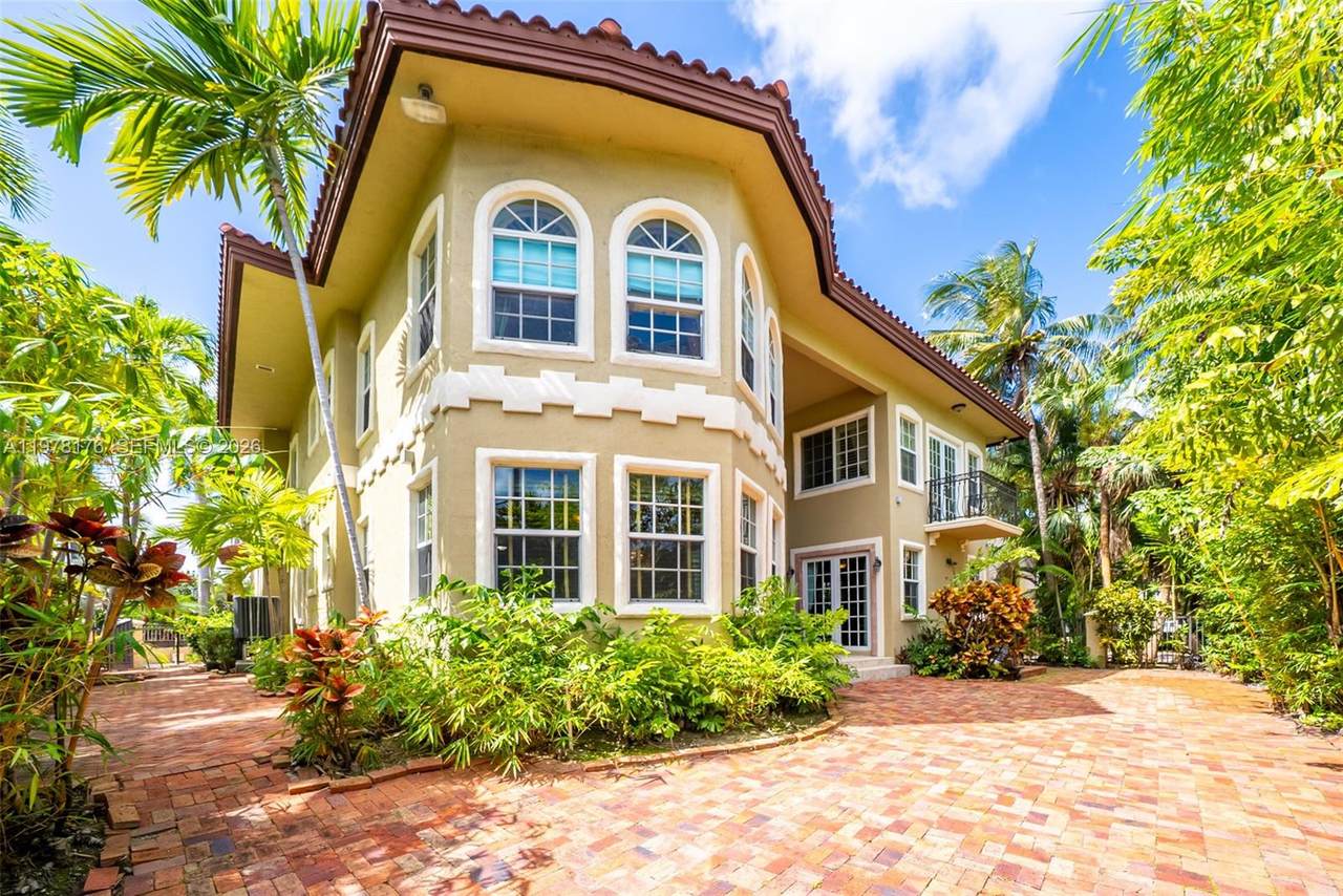 https://bt-photos.global.ssl.fastly.net/miami/1280_boomver_1_A11978176-2.jpg