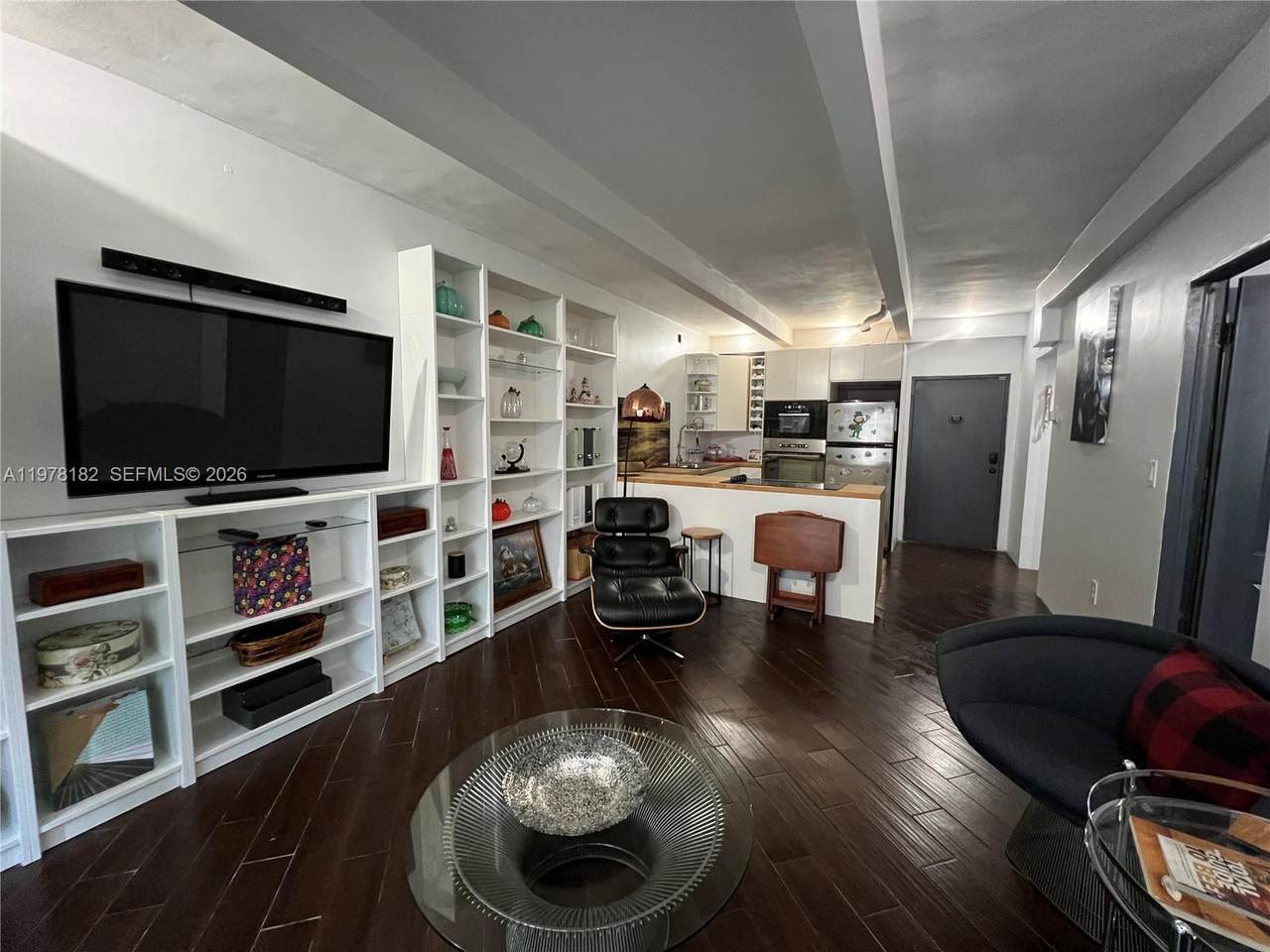 https://bt-photos.global.ssl.fastly.net/miami/1280_boomver_1_A11978182-2.jpg