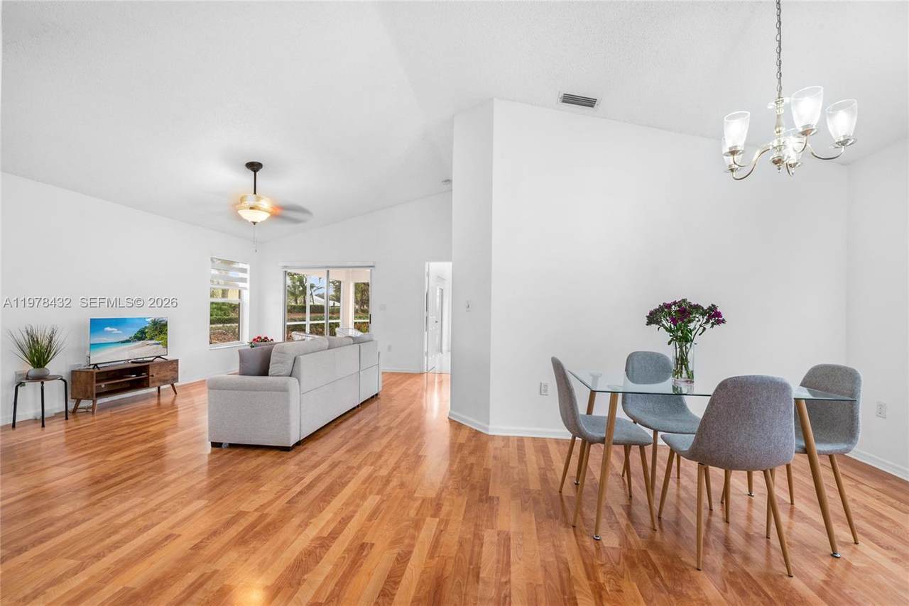 2020 5th Pl - Photo 1