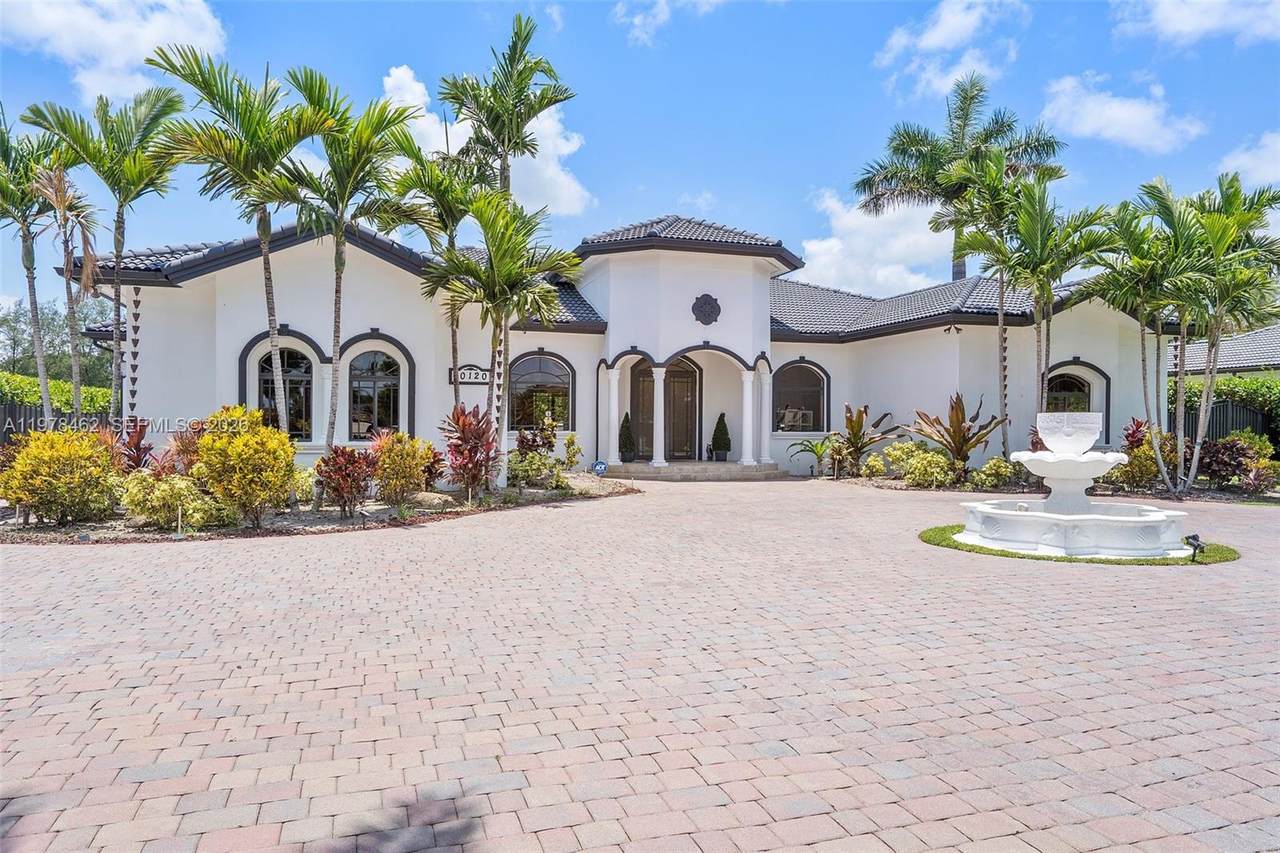 https://bt-photos.global.ssl.fastly.net/miami/1280_boomver_1_A11978462-2.jpg