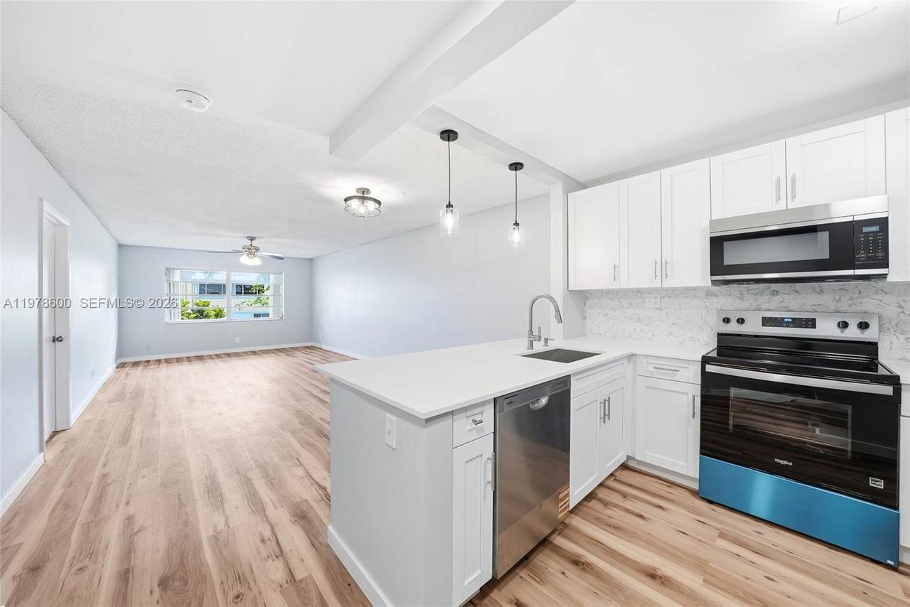 860 6th Ave - Photo 1