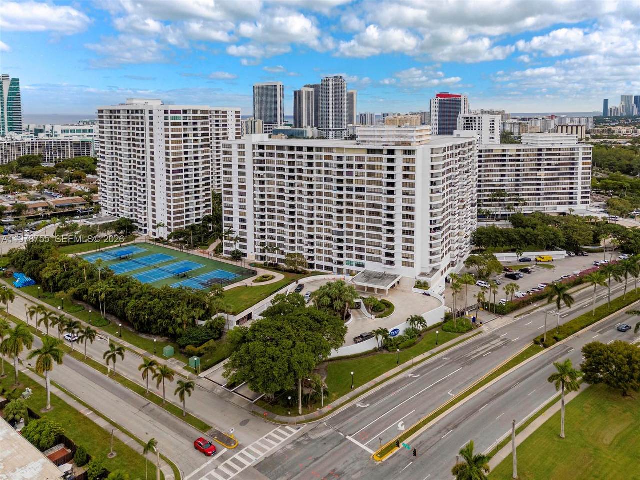 https://bt-photos.global.ssl.fastly.net/miami/1280_boomver_1_A11978755-2.jpg