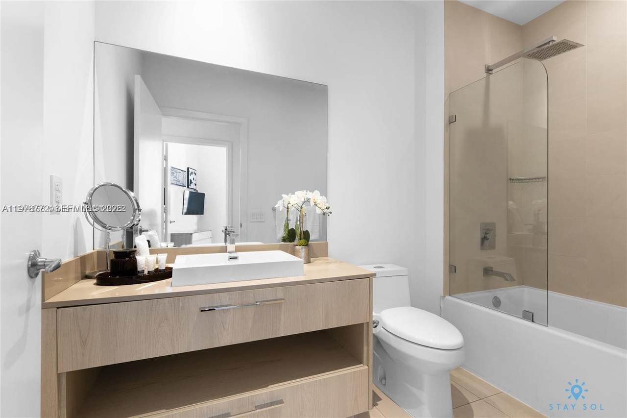 4111 Ocean Dr - Photo 1