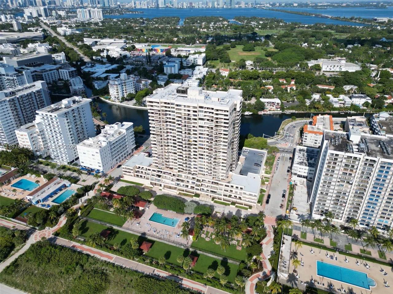 https://bt-photos.global.ssl.fastly.net/miami/orig_boomver_1_A11978798-2.jpg